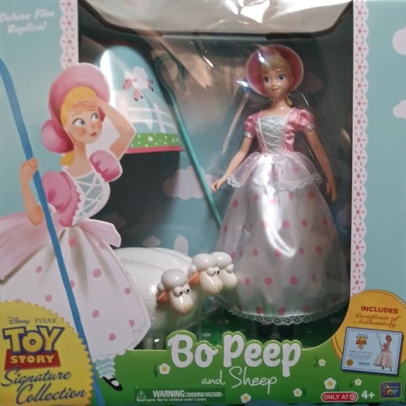 Disney Other - Bo Peep and sheep! New unopened box !!